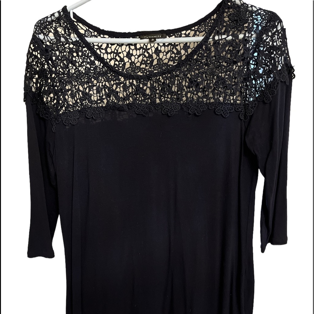 SALE!!! DYNAMITE TOP 🔥🔥🔥🔥 - Picture 1 of 10